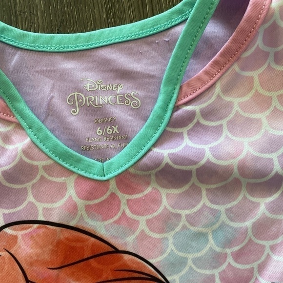 Disney Little mermaid nightgown. Play. Size 6/6X - Picture 5 of 10